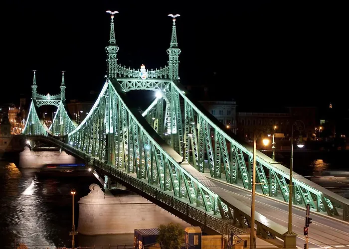 Charm Hotel Budapest - Formerly Boutique Hotel Budapest